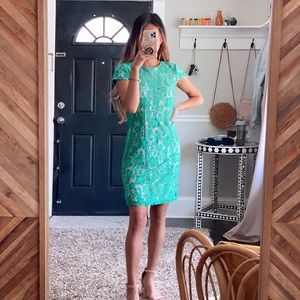 Saks Fifth Avenue green lace cap sleeve dress